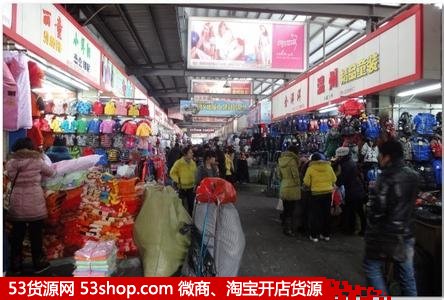 广州外贸服装批发商场全指南 地址、交通与拿货攻略